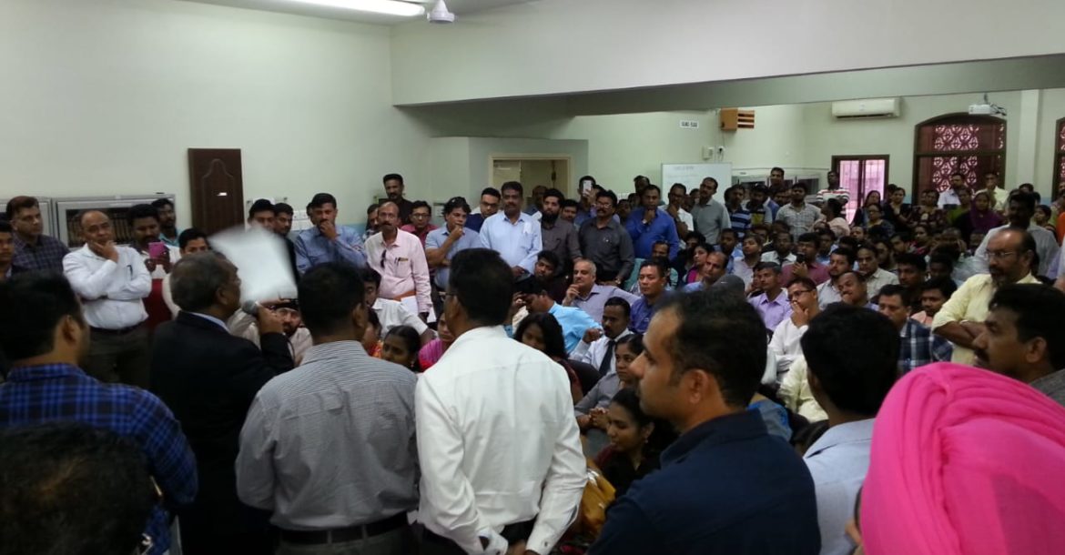 Oman Latest News : Unfair, say angry parents about Indian School fee hike