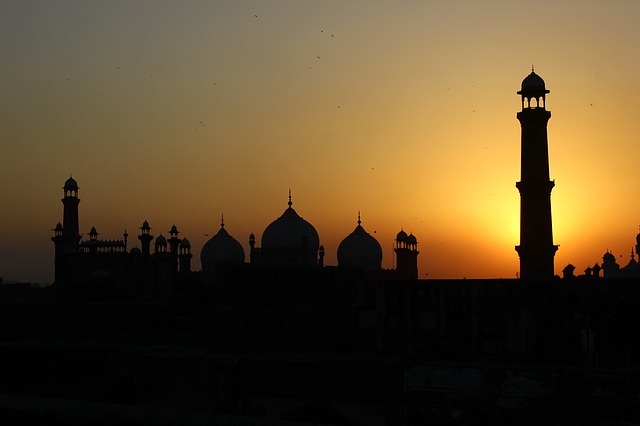 Latest International News : US imposes sanction on Pakistan, may deny visas