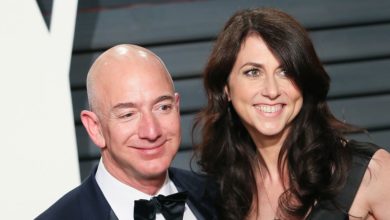 Latest International News : Jeff Bezos: World's richest man agrees $35bn divorce