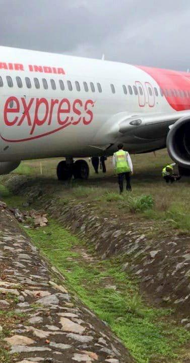 Latest International News : Air India flight from Dubai veers  off runway in Mangaluru