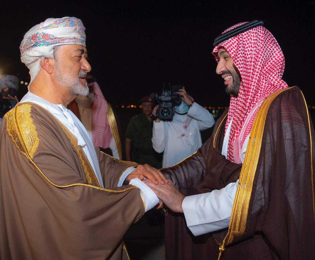 In Pictures: Saudi Crown Prince Mohammed Bin Salman arrives in Oman ...