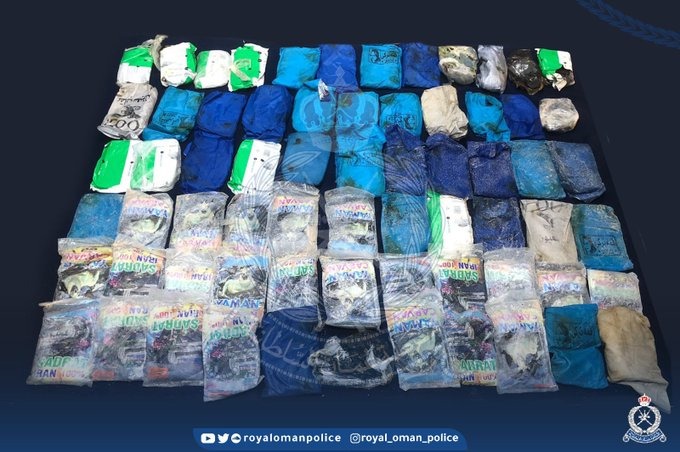Oman police arrest two for smuggling hashish - The Arabian Stories News