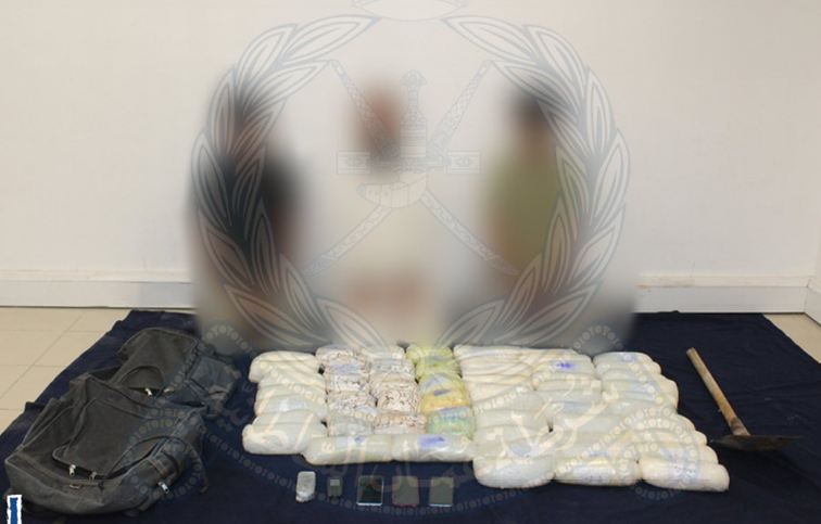 55 kilograms of crystal meth seized; 3 arrested in Oman - The Arabian ...