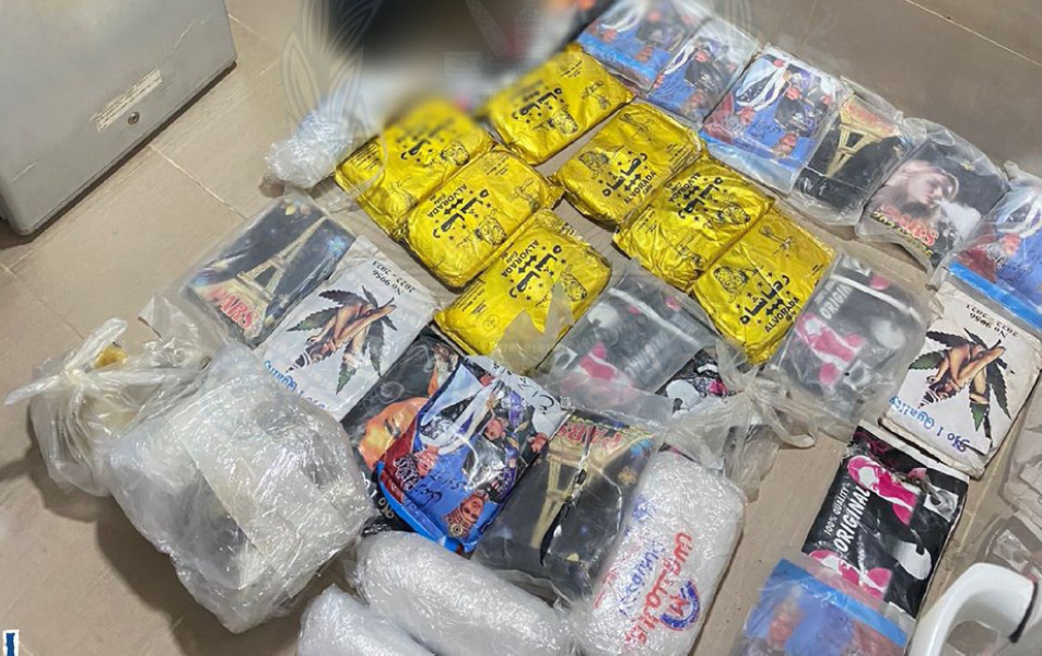 Royal Oman Police seize over 30kg of illegal drugs in North Batinah ...