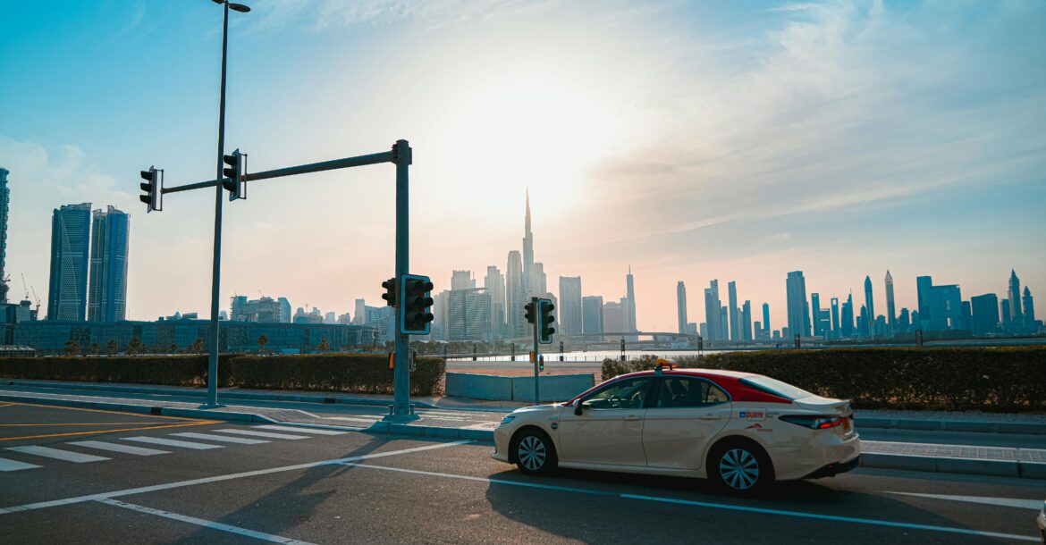 Dubai Taxi – pexels-wzm-pictures-430160891-18186239