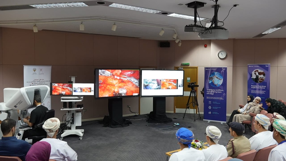 Royal Hospital conducts Oman’s first remote urology surgery using robotic system