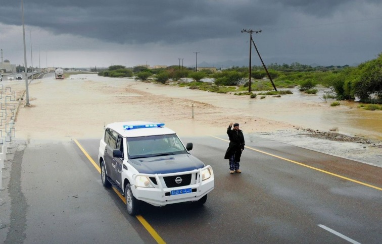 Oman activates national emergency centre amid heavy rain forecast