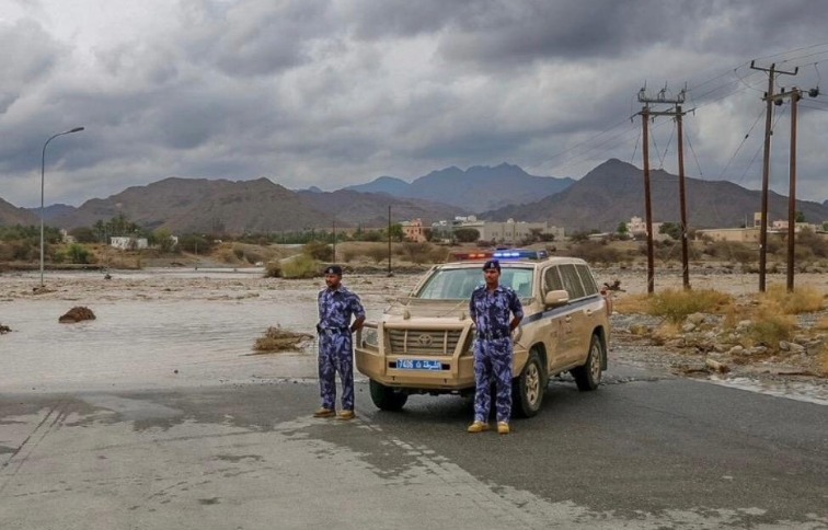 Oman issues alert for heavy rainfall across multiple governorates