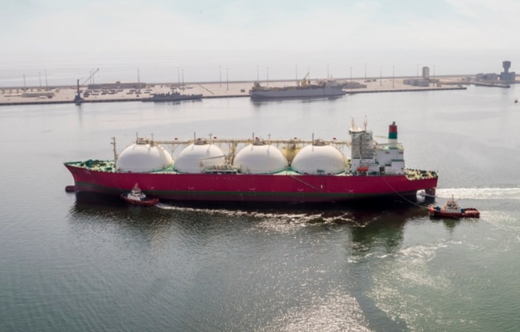 Oman’s oil exports climb 2.2% as production rises, prices slip