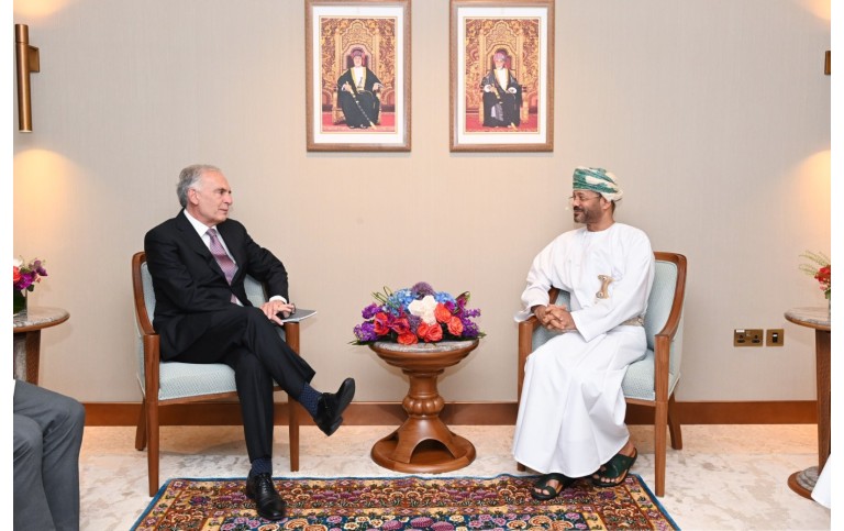 Oman’s Foreign Minister, UN envoy discuss regional developments and peace efforts